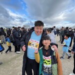 らーめん鱗 - 西代さんも忙しい中、笑顔で応じてくれて大感謝です　月曜、子供が学校で自慢する！って言っていました