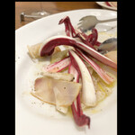 da Uma - ラディッキオタルティーボと自家製メカジキ生ハムからの旨味と香りが絶品でしたっ〜❤️  byまみこまみこ