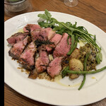 da Uma - 沖縄アグー豚　グリル＆ソテー　450g   ルッコラ　インゲン　ハヤトウリソテー　ブロッコリーディップ　スナップエンドウ？　byまみこまみこ