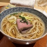 銀座 しのはら - 鴨ロースと黄韮のスッポン出汁ラーメン