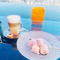 TWO ROOMS - もちアイスクリーム5種　　900円
                    カフェラテ　　990円