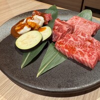 近江うし 焼肉 にくTATSU 青山本店 - 