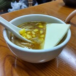 ジンギスカン羊はち - スープ (もやし、コーン、バター)