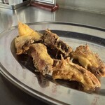 ひな鳥素揚げ 目黒 月鳥 - 