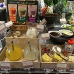 彩の国レストラン ららぽーと富士見 - オリジナルスムージーコーナー