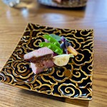 PAUSE - 三皿目　肉（地元山梨のブランド豚の富士桜ポーク）