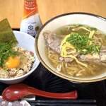 沖縄そば まるかみ - 