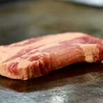 大正お好み屋 ままま - ※ 他の方の「豚ぺい焼き」  ( ☉д⊙)え？！スゴっ！
      豚ロース！！！