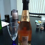 若松屋旅館 - ロゼのスパークリングワイン（辛口）