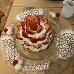 カフェ アクイーユ - スイートフラワーベリー