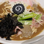 NIBOSHI MANIA - 誇張しすぎた濁り煮干シ 左から