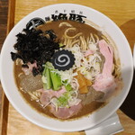 NIBOSHI MANIA - 誇張しすぎた濁り煮干シ