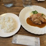 ビストロ オララ - チキンソテー