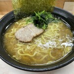 川崎家 - ラーメン中盛