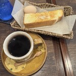 六古窯 - 日替わりコーヒーとレギュラーモーニング