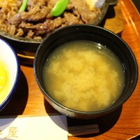 荒井屋 本店 - しじみの味噌汁