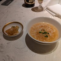 筑紫樓 銀座店 - ザーサイとスープ