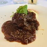 276792371 - 和牛ホホ肉の赤ワイン煮込み
