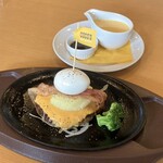 ココス - 料理写真:たっぷりチーズのぐつぐつハンバーグ
