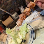 焼とりよっちゃん - 時折 キャベツをはさみながら♪