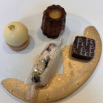 ガストロノミー ジョエル・ロブション - 