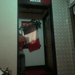 ビストロ アオキ - 灯がつく前　※開店30分前