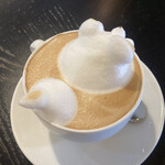 カフェ ミティーク - そして、後ろ姿…可愛い