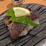 廻し鮨 新鮮や - マグロの血合い