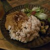 CURRY BAR CAFE 三月の水