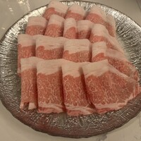 創作料理と宝石鍋しゃぶしゃぶ 宝泉 - お肉もりもり