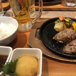 いしがまやハンバーグ 成城コルティ店 - 