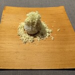 茶禅華 - ココナッツ団子に擦りおろした蒸し栗