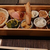 和 is 魯菴 - 