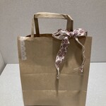 TiTi - 友人がクリスマスに、と食器をプレゼントしてくれました。