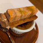 BISTRO Vie - あんきものブリュレ風、の上にも、あん肝＋柿＋クリームチーズ？！！美味しい〜（≧∇≦）