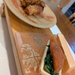 BISTRO Vie - 最中の中にお料理、これ、、、凄い美味しい！