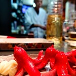 居酒屋 味平 - 焼きウインナー③（赤いタコ星人vsアスリート大将）