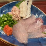 寿し処 春道 - カワハギの昆布じめ　肝　皮