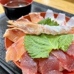 さかなの森澤 - 料理写真:海鮮丼