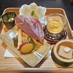 湯涌温泉 湯の出旅館 - 