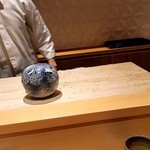 銀座 しのはら - 氷の中の器