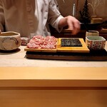 銀座 しのはら - 鮪の手巻き準備中