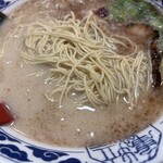 九州らーめん 亀王 - 極細麺ストレート