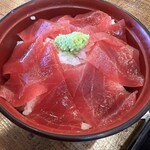 青木さざえ店 - マグロ丼