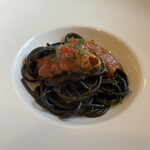 276876778 - （アミカル）「本日のパスタ又はスープ」
                    ”イカ墨麺のトマトパスタ”を選択。