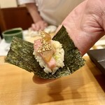 鮨 箕輪 - トロと奈良漬の巻物