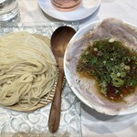 柳麺 呉田 - ざるチャーシューつけ麺 醤油 大盛1,350円税込