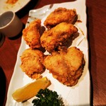 おいしい魚を食べさせる店 魚可津 - ふぐの唐揚げ