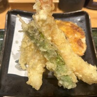 くずし割烹 天ぷら竹の庵 東銀座店 - 天ぷら盛り合わせ。