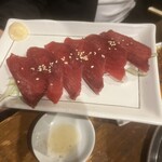 炭火焼きホルモン にく月 - 